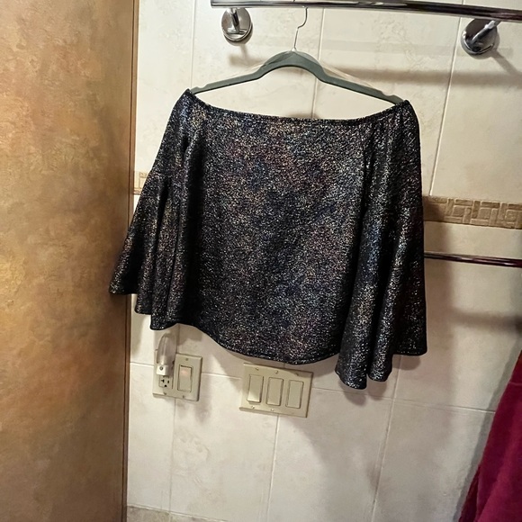 Bar III glitter off the shoulder bell sleeve size xs - Picture 2 of 3